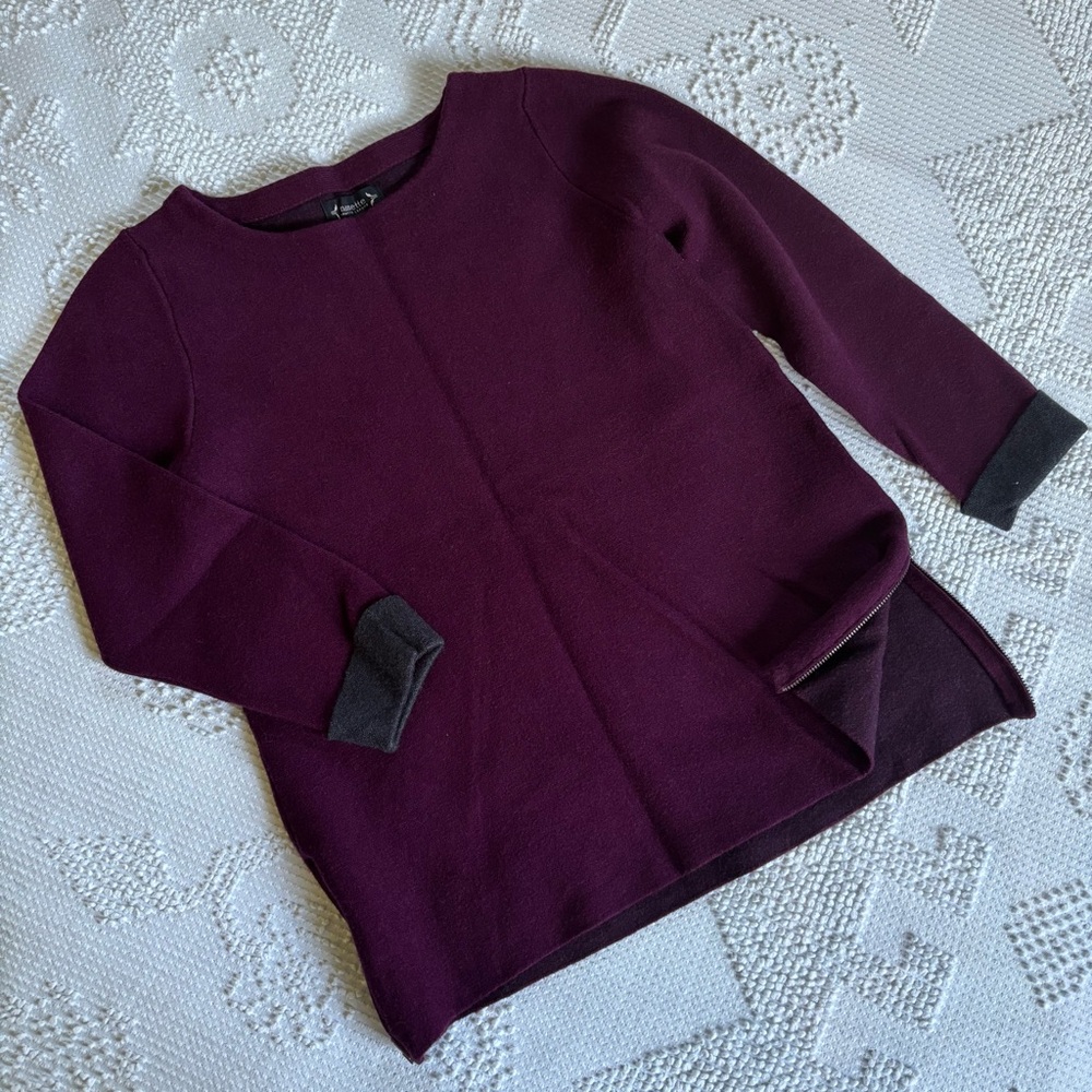 Nanette Lepore women’s size medium‎ purple wool blend zipper side sweater